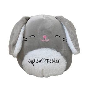 ☆ NWT 8” Blake the Bunny Squishmallow ☆